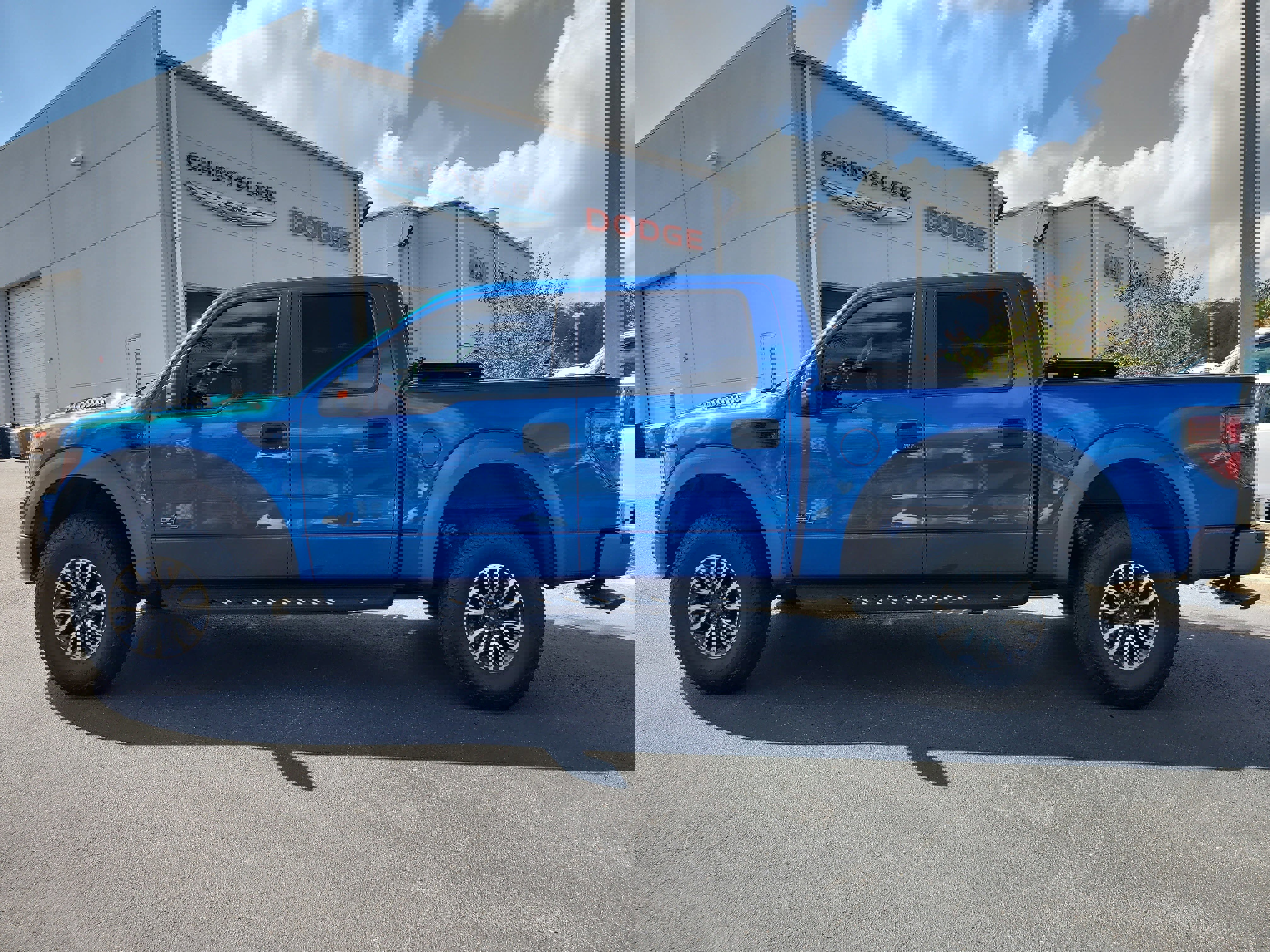 Used 2013 Ford F150 Raptor image 7