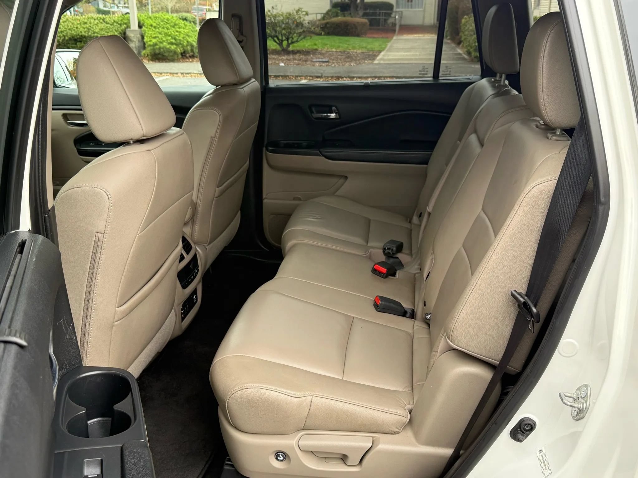 Used 2016 Honda Pilot Touring image 20