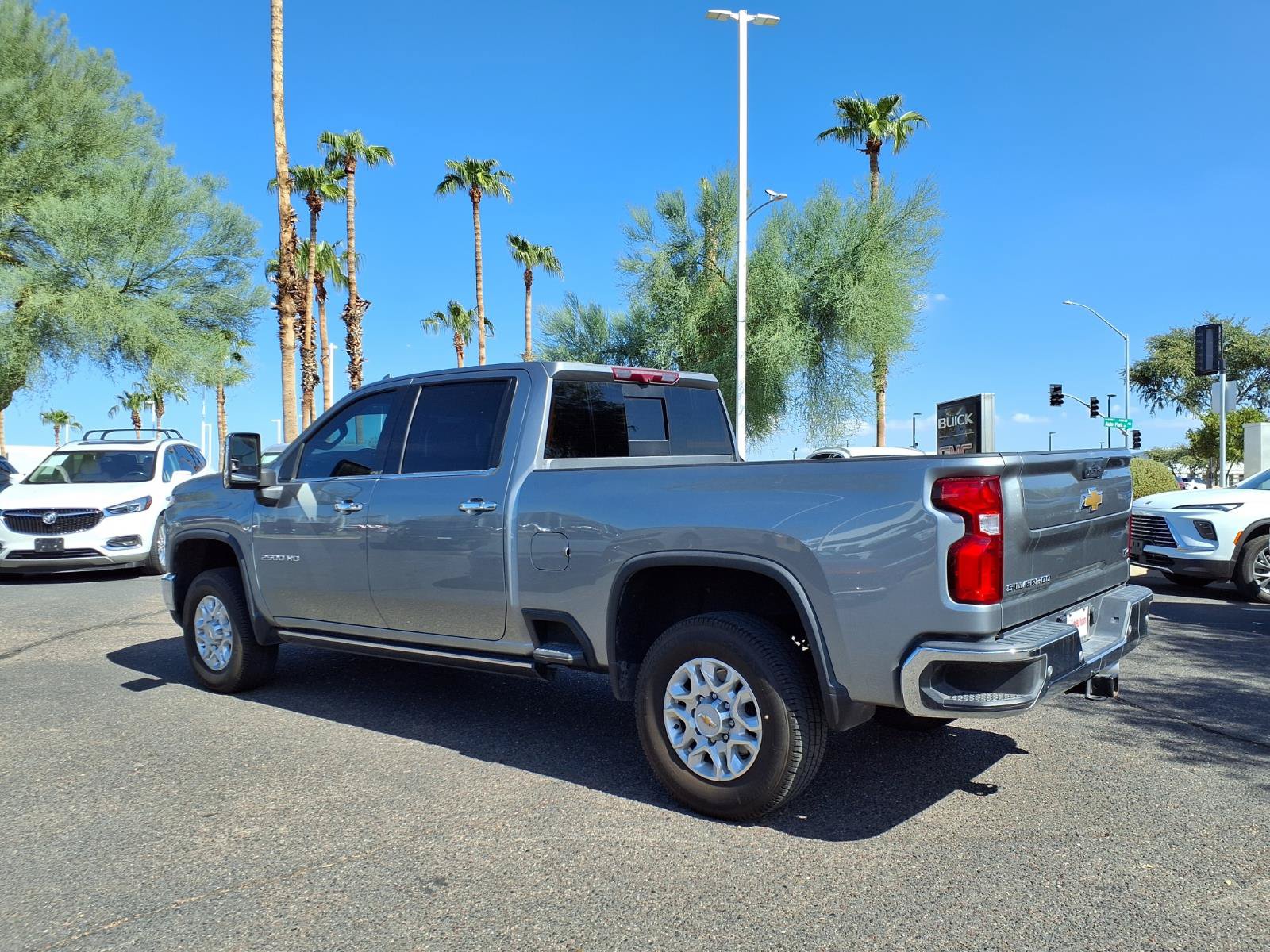 Used 2024 Chevrolet Silverado 2500 LTZ w/ LTZ Plus Package AWD/4WD image 9