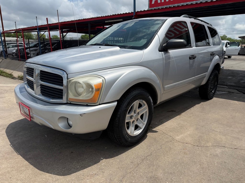 Used 2005 Dodge Durango SLT image 4