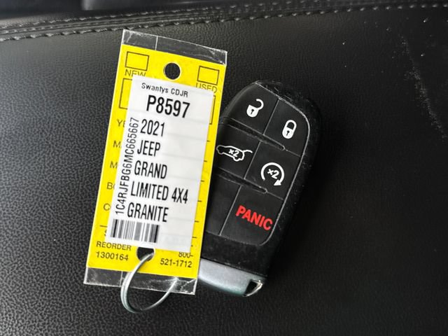 Used 2021 Jeep Grand Cherokee Limited AWD/4WD image 29