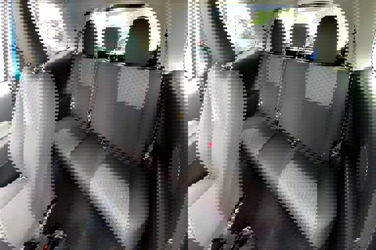 Used 2015 Toyota Yaris L image 19