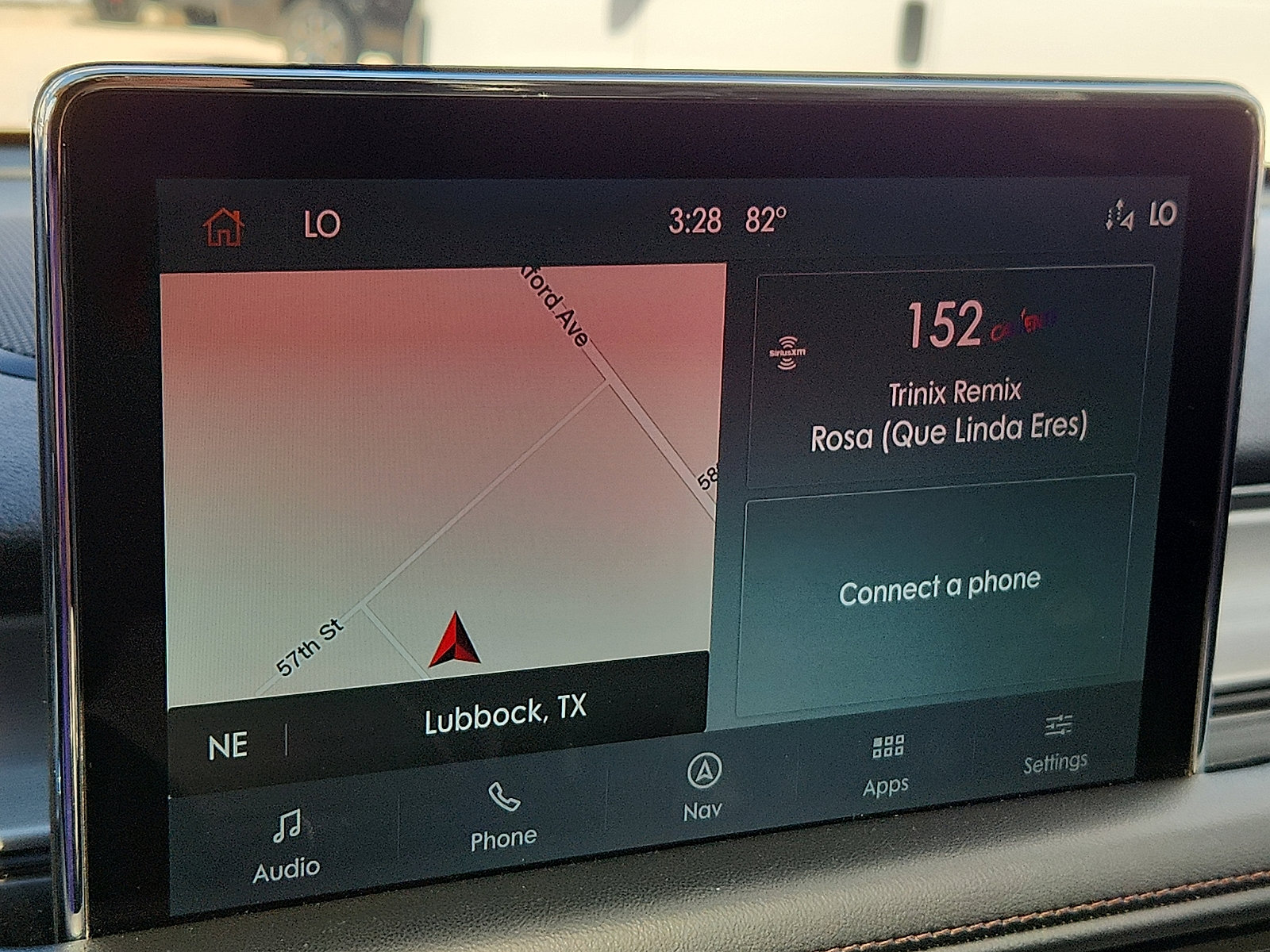 Used 2024 Lincoln Aviator 2WD w/ Premium Package image 14