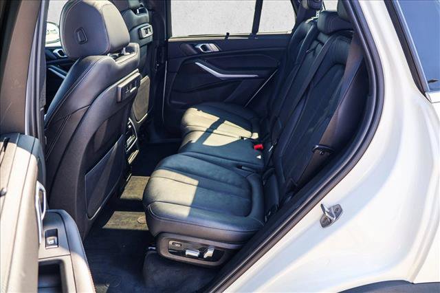 Used 2020 BMW X5 xDrive40i w/ Convenience Package AWD/4WD image 22