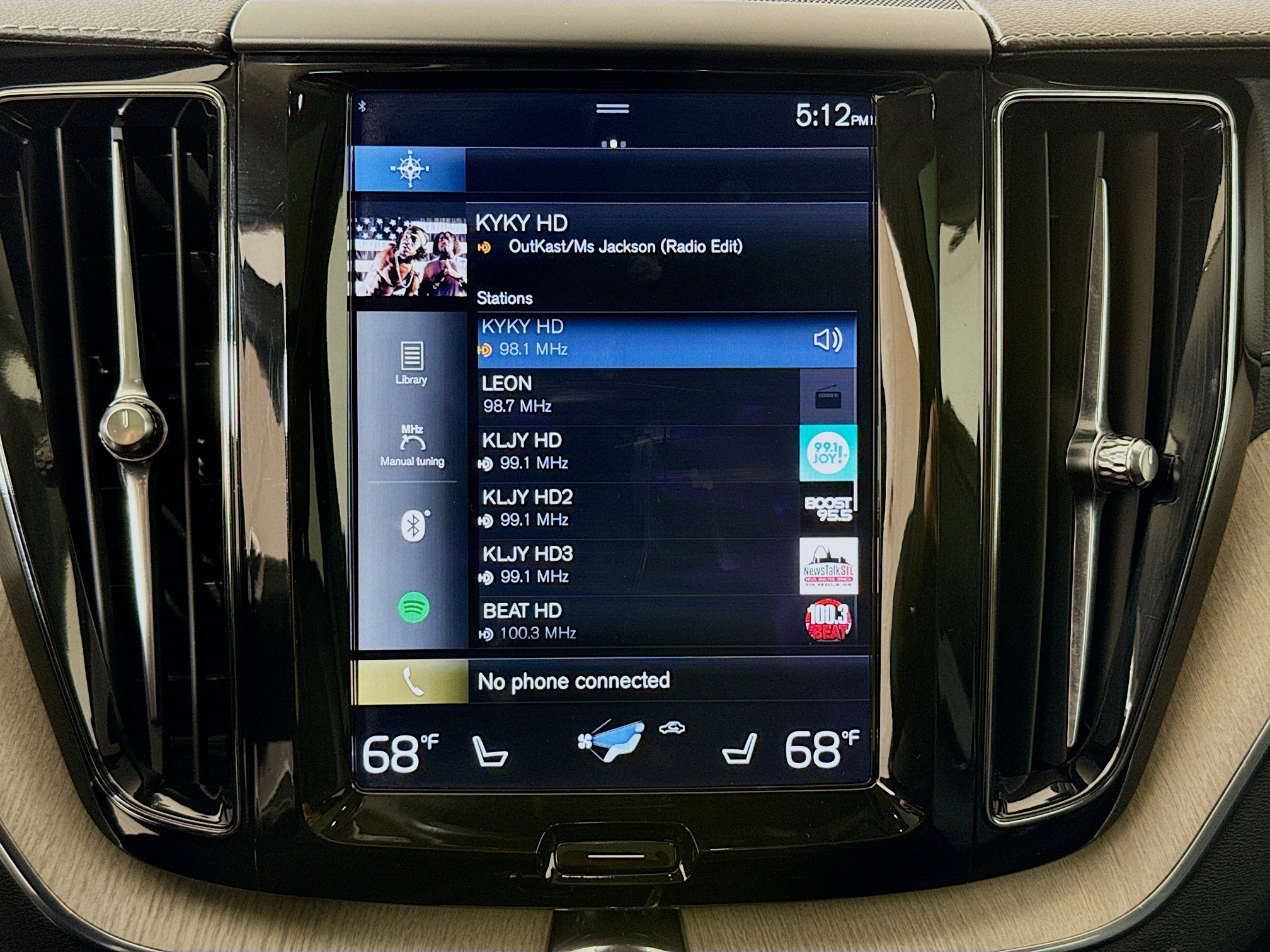 Used 2018 Volvo XC60 T5 Inscription w/ Convenience Package image 14