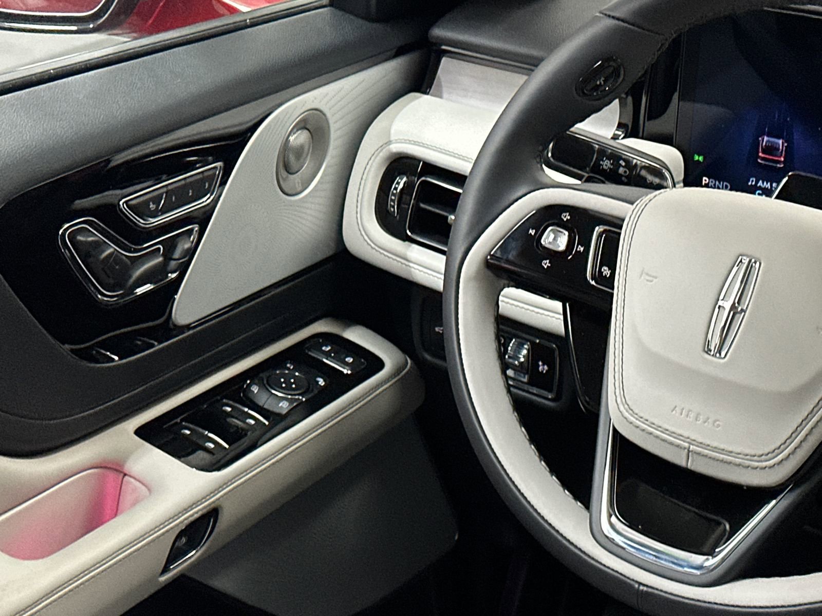 New 2026 Lincoln Aviator Reserve image 26