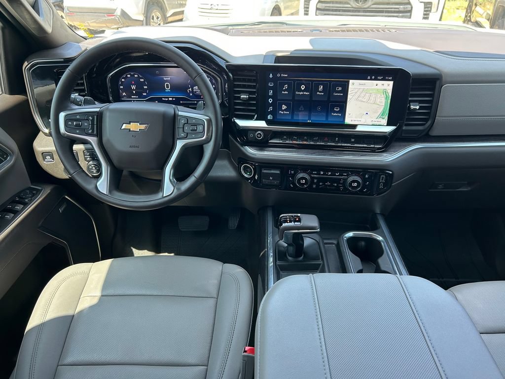 Used 2025 Chevrolet Silverado 1500 LTZ w/ LTZ Premium Texas Edition RWD image 17