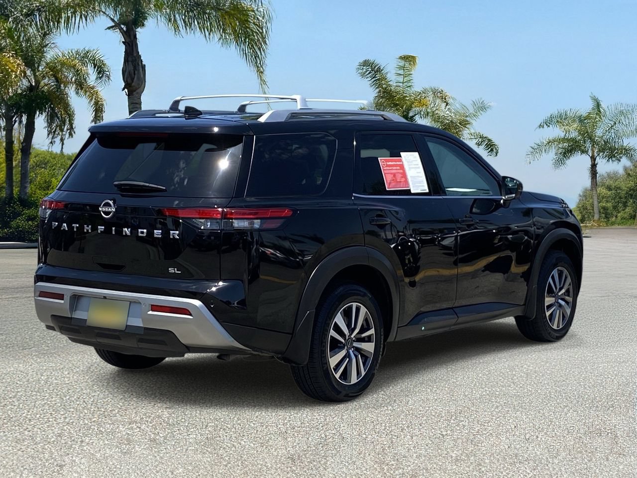 Certified 2024 Nissan Pathfinder SL FWD image 5