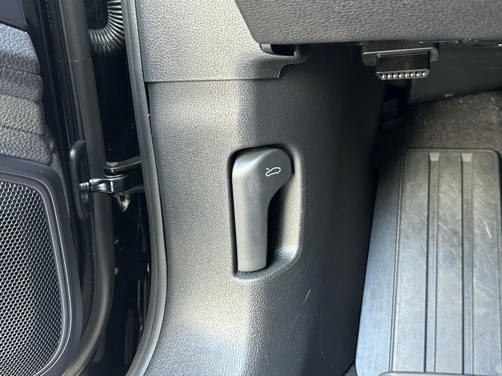 Used 2019 Porsche Panamera image 53