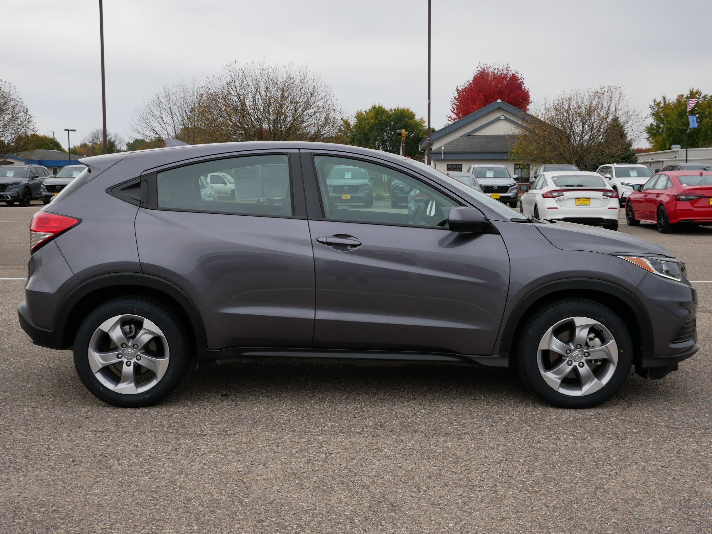 Certified 2022 Honda HR-V LX image 9