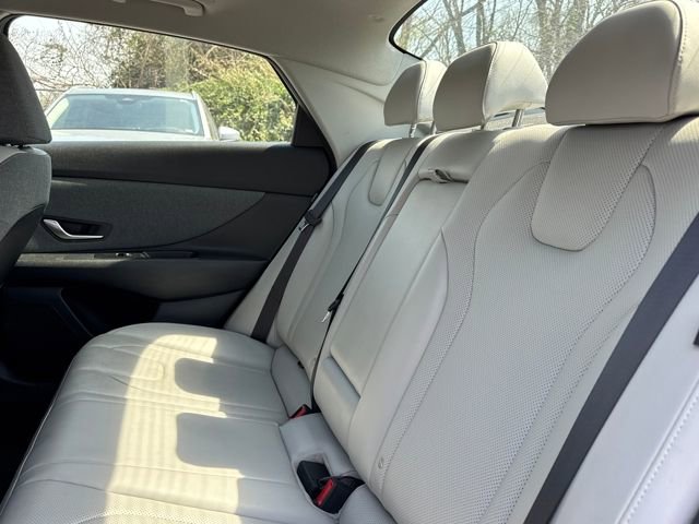 Certified 2024 Hyundai Elantra Limited image 11