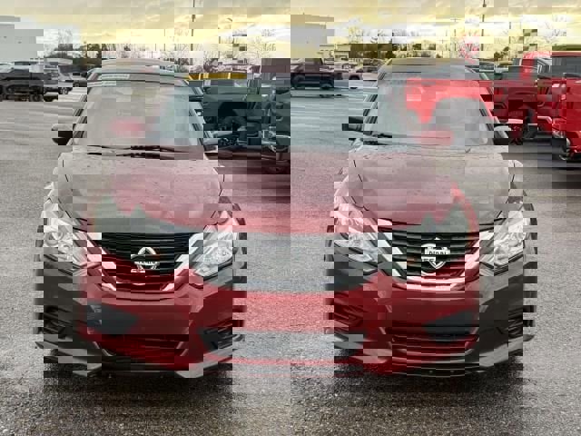 Used 2017 Nissan Altima 2.5 S w/ Power Driver Seat Package image 3