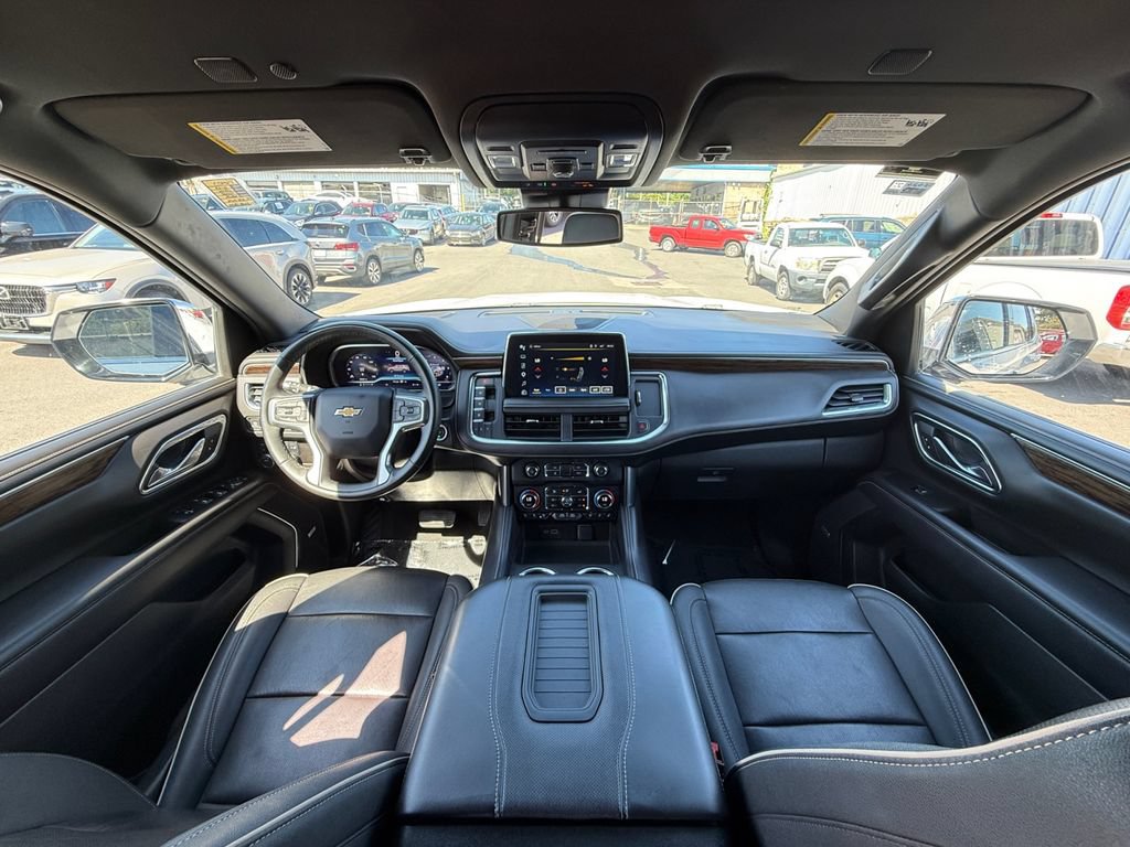 Used 2023 Chevrolet Tahoe Premier AWD/4WD image 22