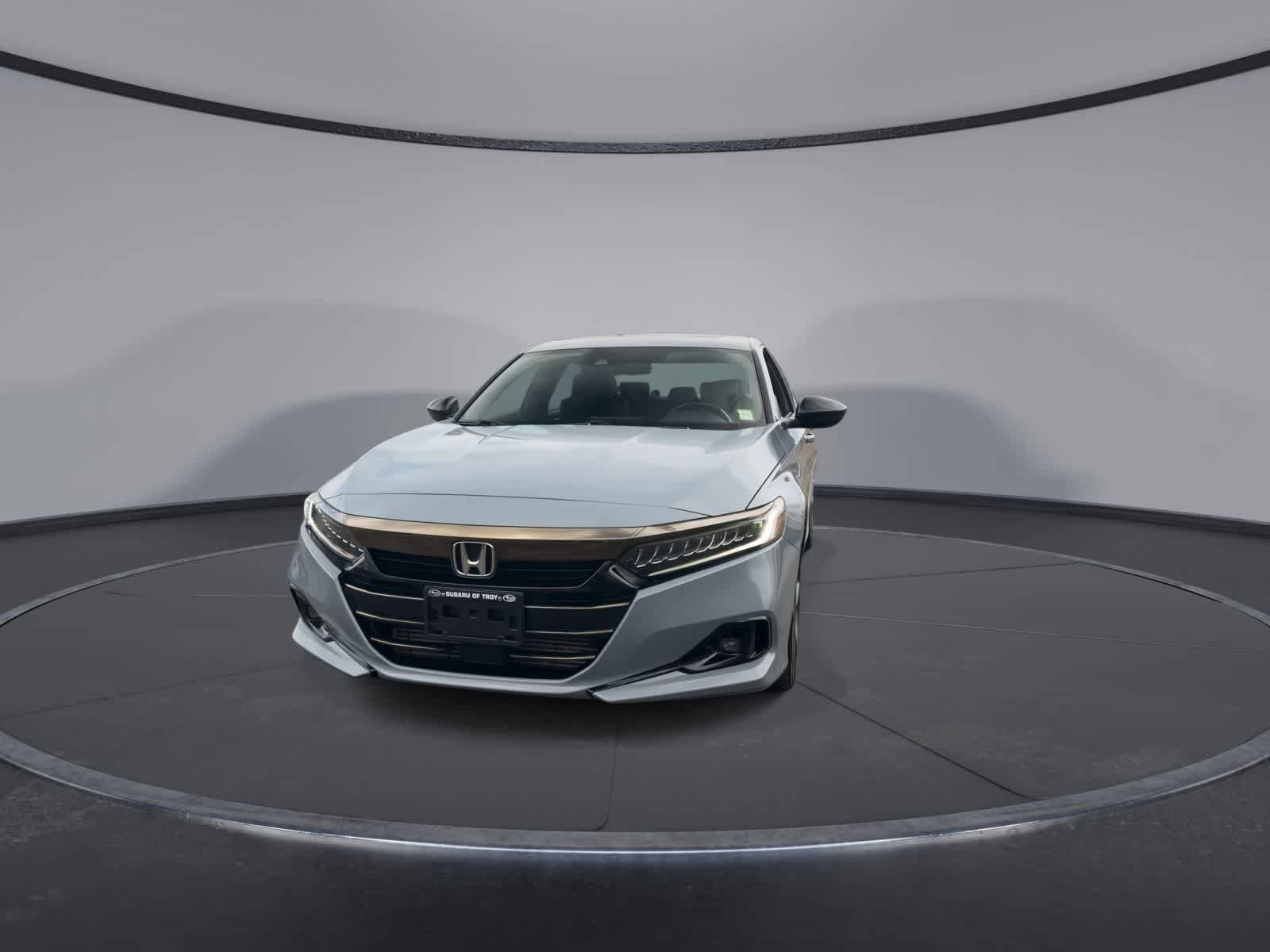 Used 2022 Honda Accord Sport image 3