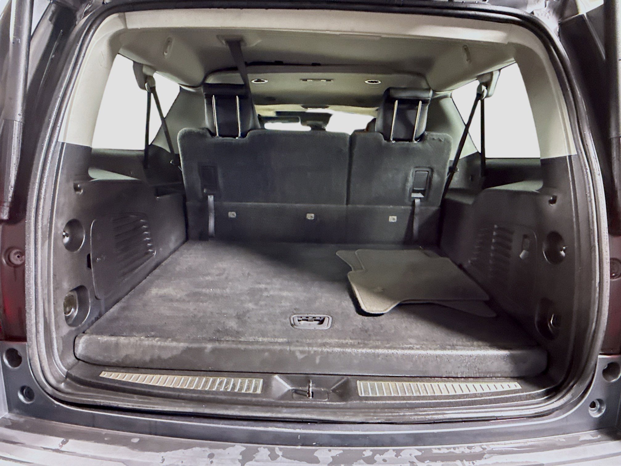 Used 2019 Chevrolet Suburban LT image 33