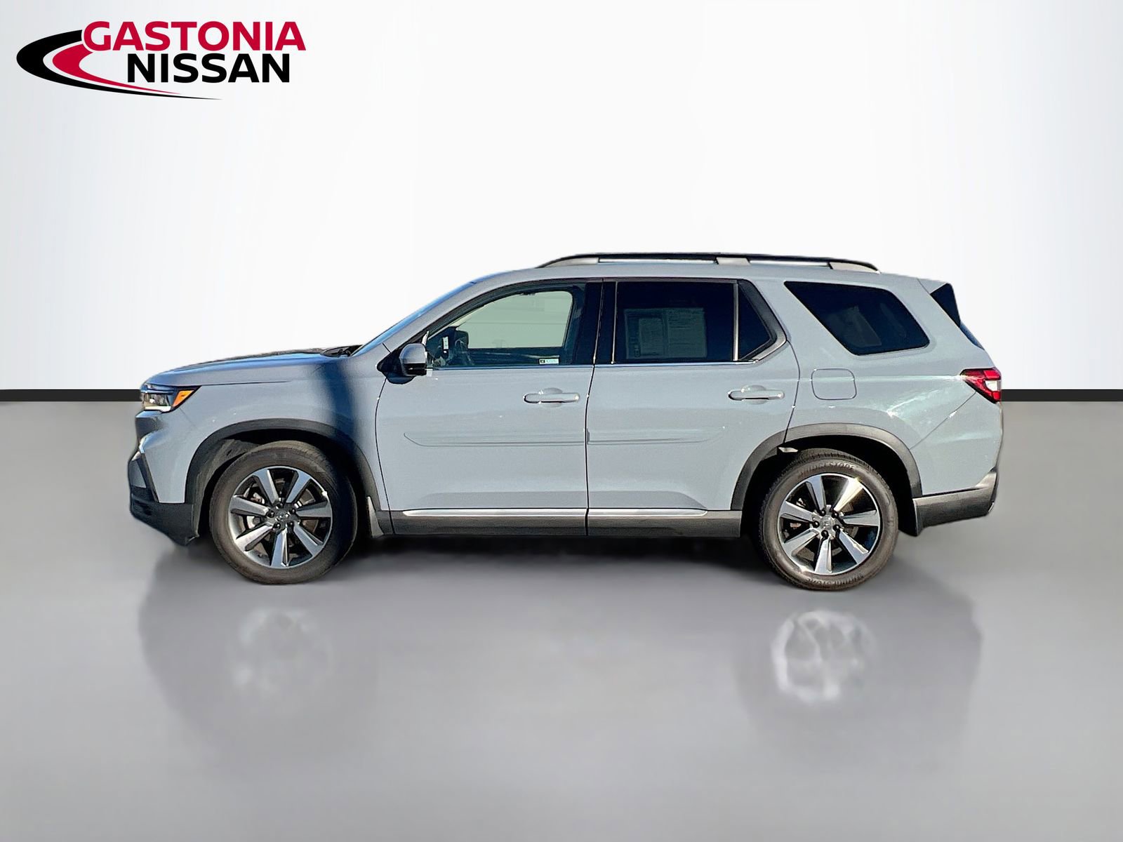 Used 2023 Honda Pilot Elite image 5