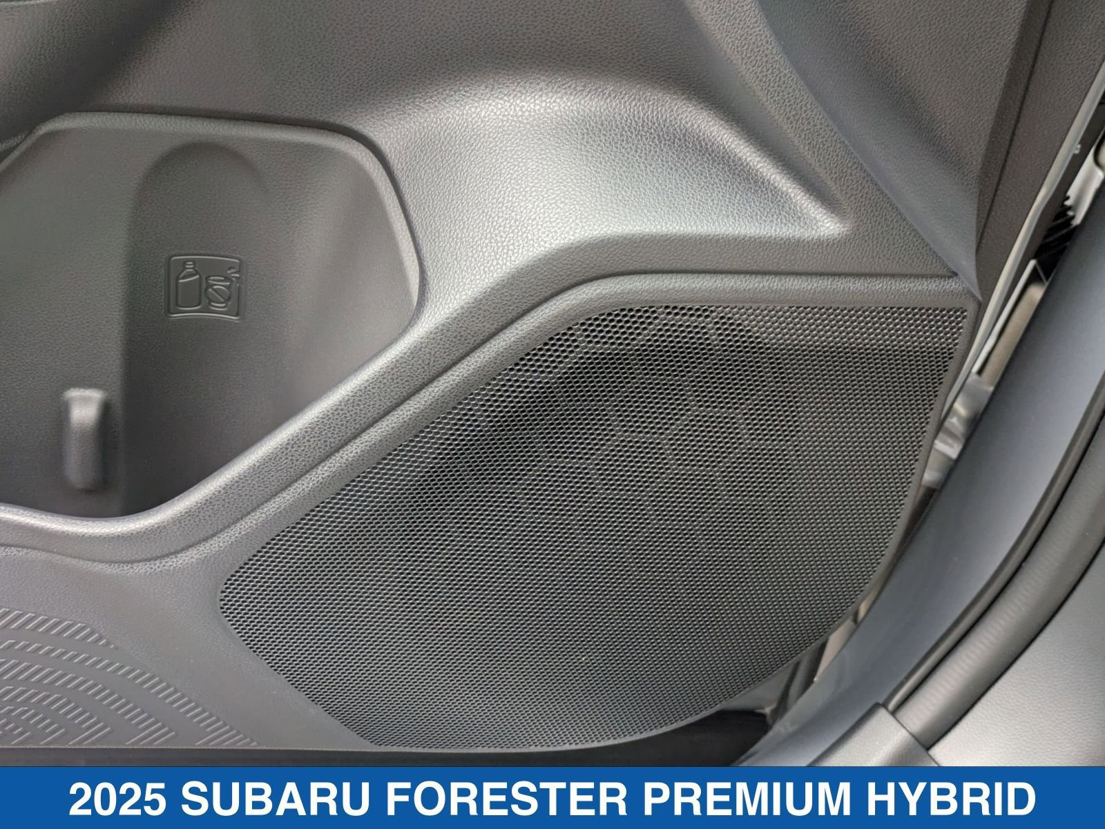 Certified 2025 Subaru Forester Premium AWD/4WD image 14