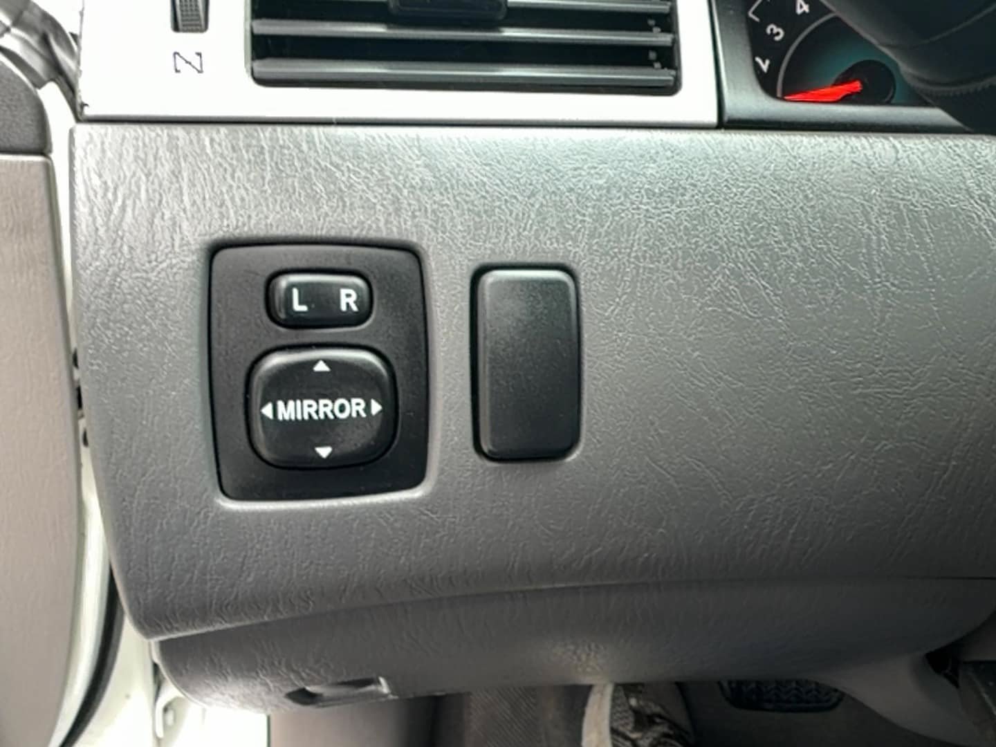 Used 2007 Toyota Solara SE Sport FWD image 12