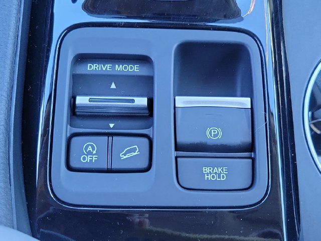 Certified 2023 Honda Pilot Touring image 35