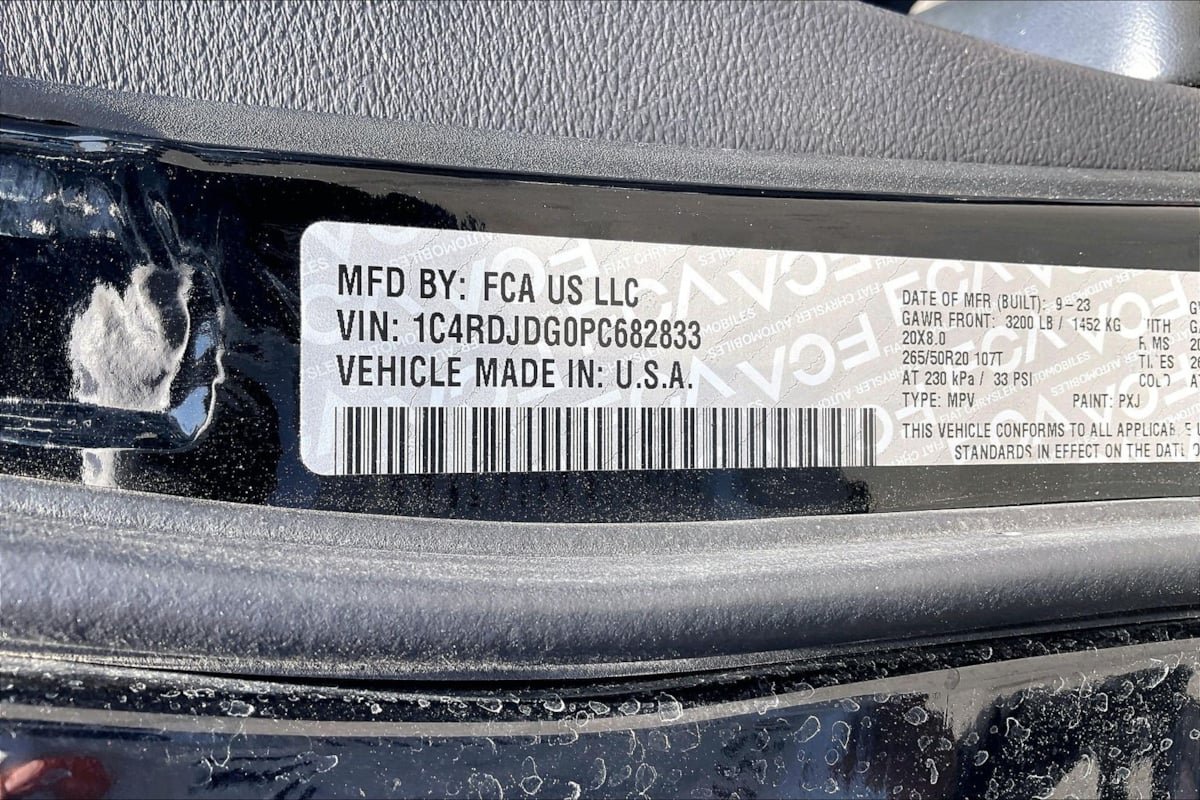Used 2023 Dodge Durango GT AWD/4WD image 35