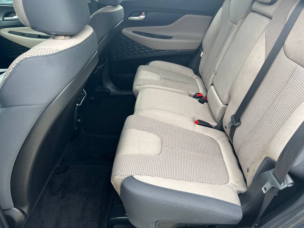 Used 2022 Hyundai Santa Fe SEL FWD image 15