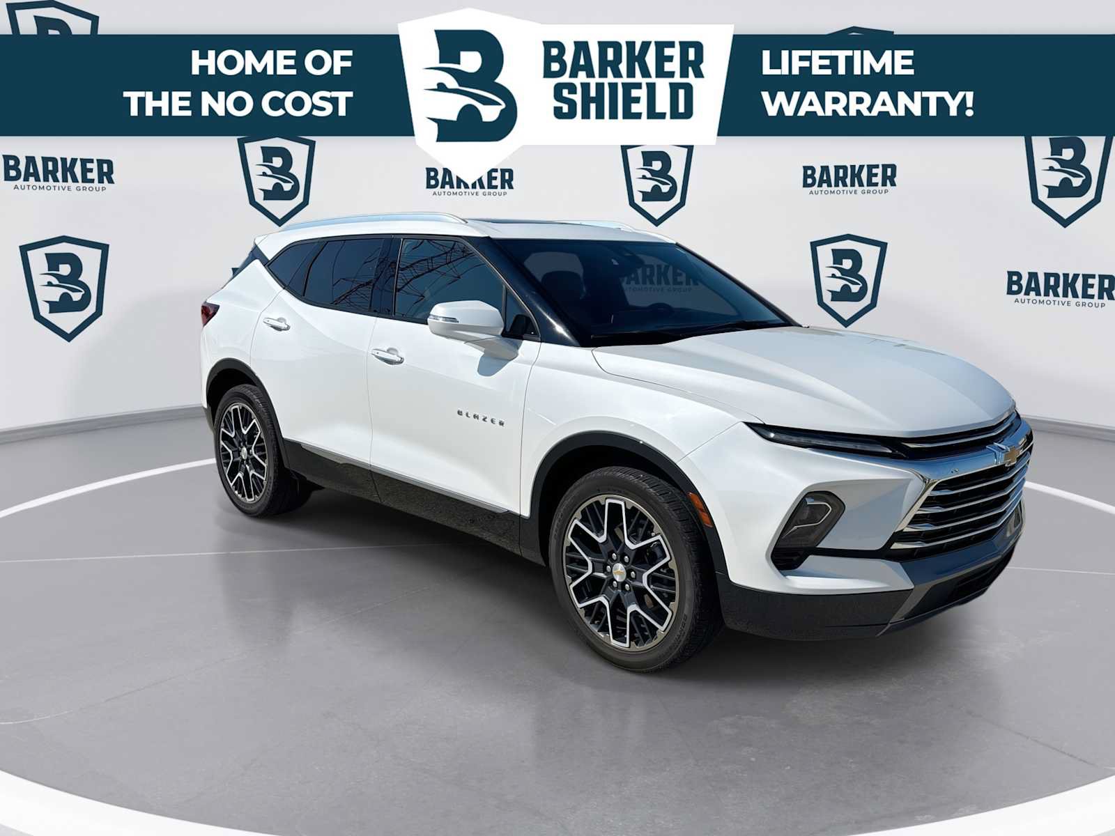 Used 2023 Chevrolet Blazer Premier w/ Driver Confidence II Package AWD/4WD image 2