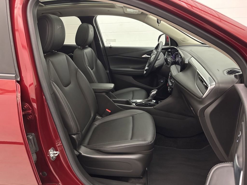 Used 2024 Buick Encore GX Sport Touring w/ Experience Buick Package FWD image 43
