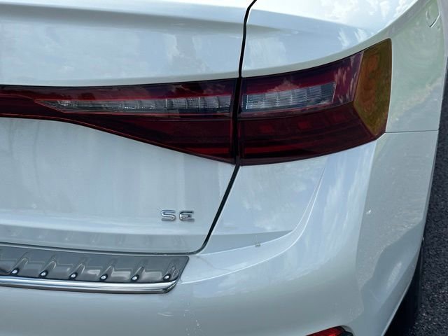 New 2026 Volkswagen Jetta SE FWD image 13