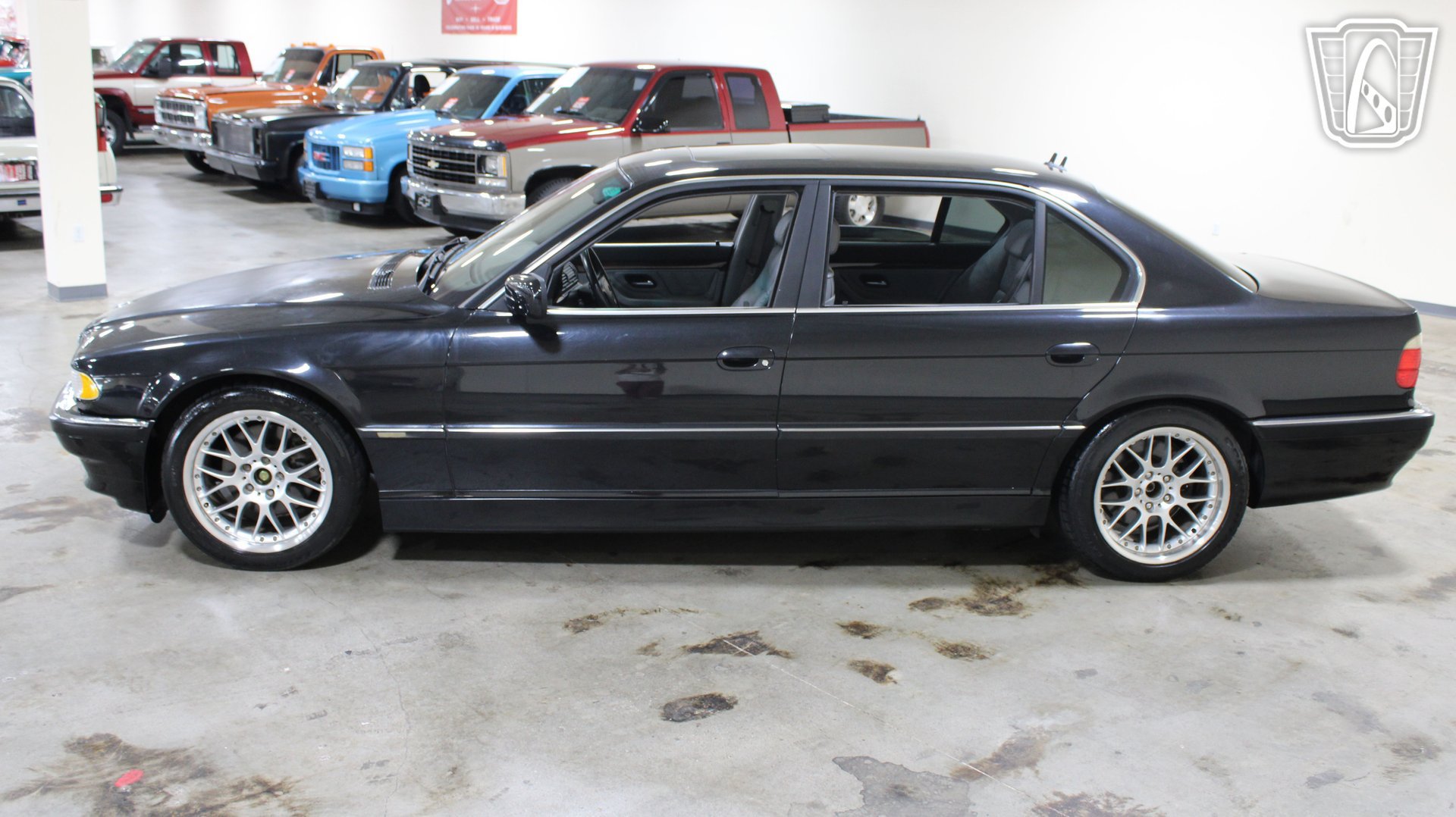 Used 2001 BMW 740iL RWD image 26