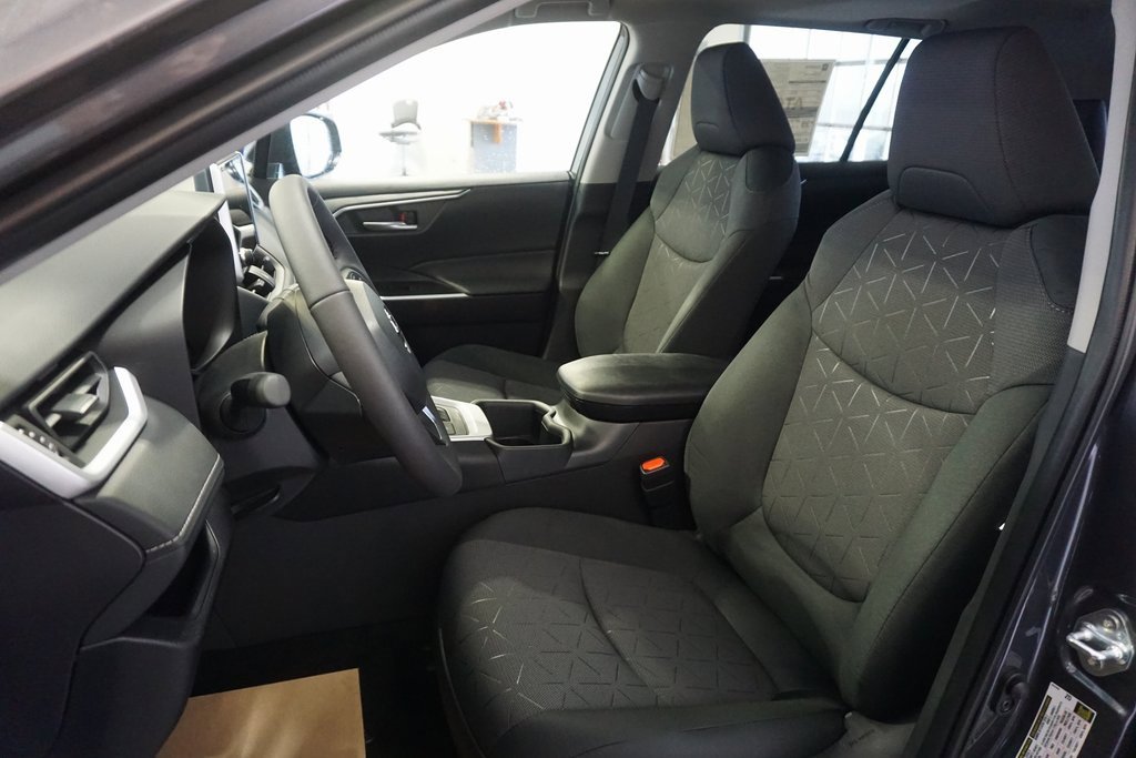 New 2025 Toyota RAV4 XLE image 22