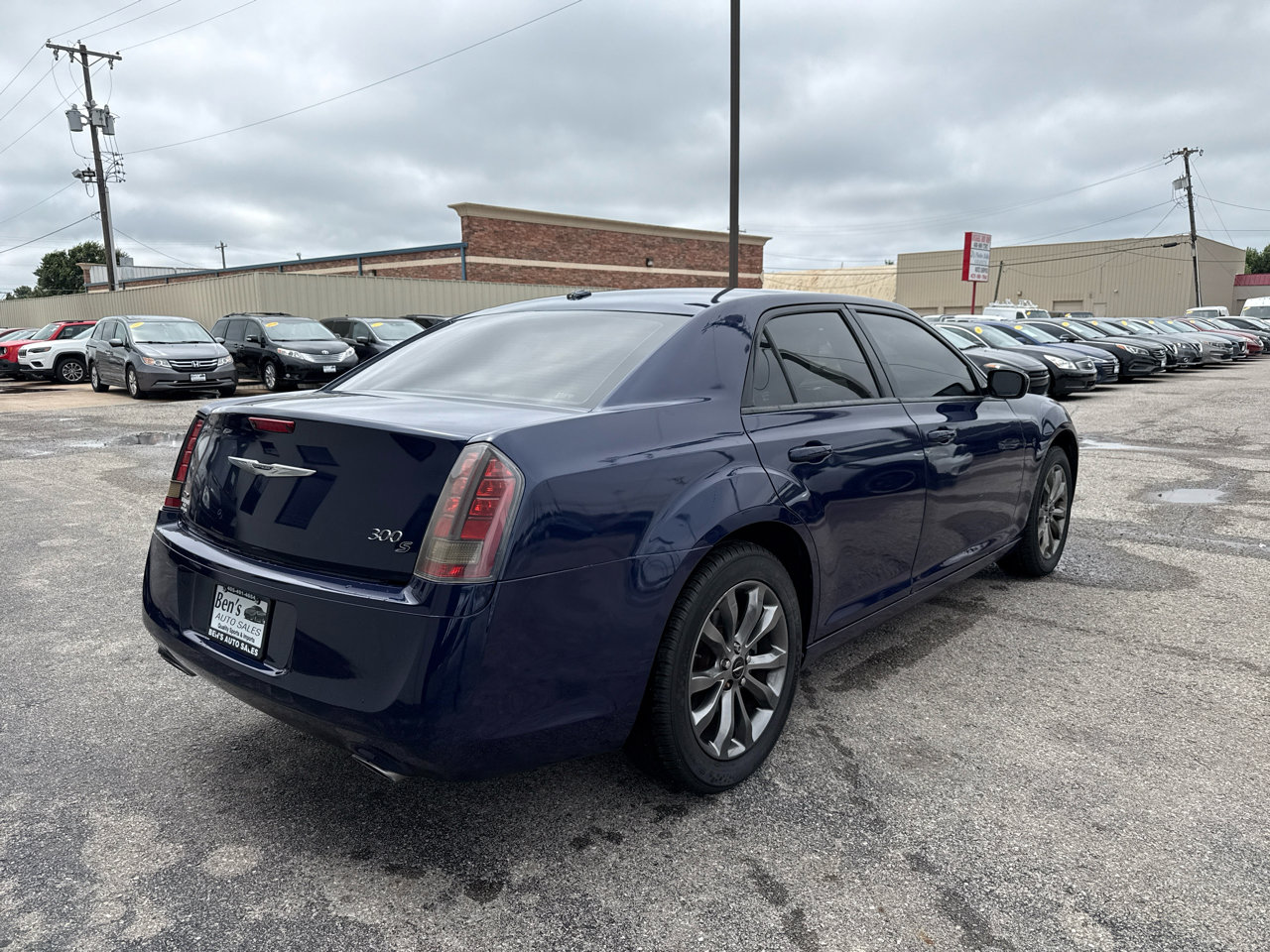 Used 2014 Chrysler 300 S image 6