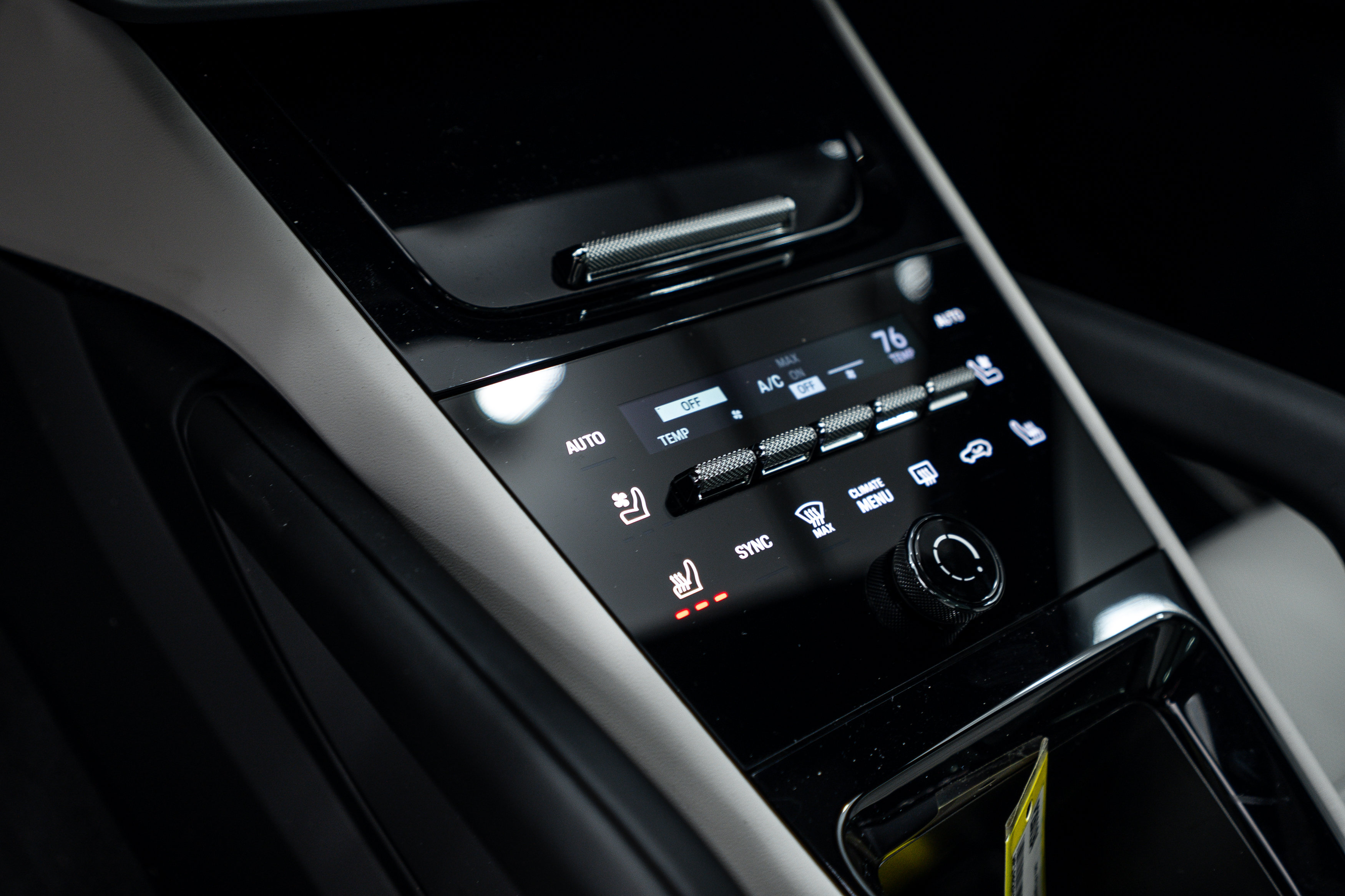 Certified 2026 Porsche Cayenne AWD/4WD image 16