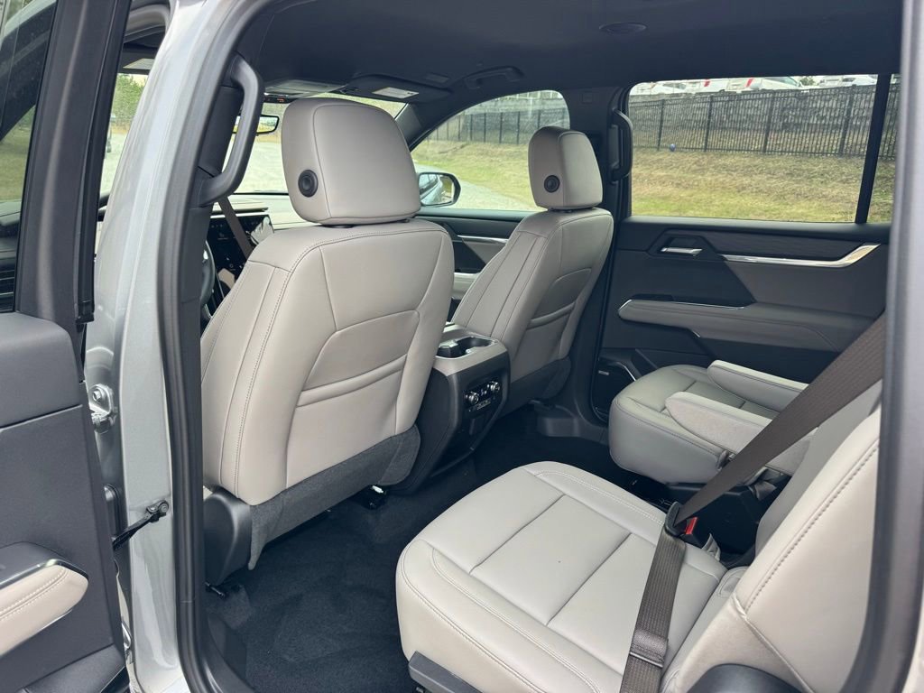 New 2026 GMC Acadia Elevation w/ Elevation Premium Package image 22