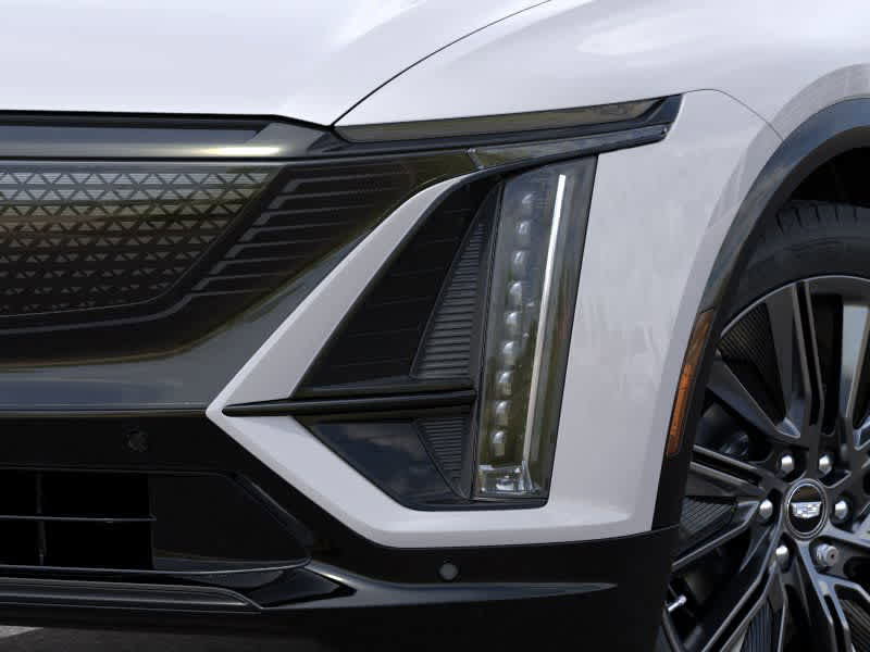 New 2025 Cadillac Lyriq Sport w/ LPO, Floor Liner Package AWD/4WD image 10