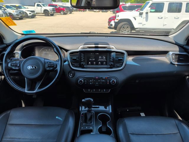 Used 2018 Kia Sorento EX AWD/4WD image 16