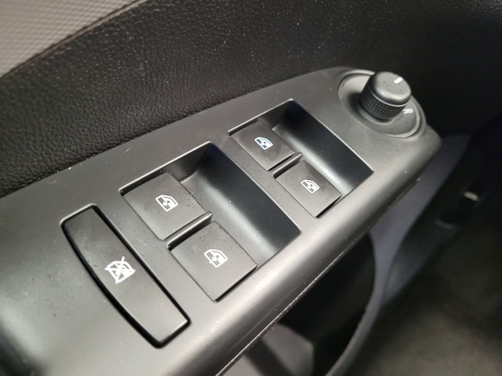 Used 2016 Chevrolet Sonic LT FWD image 27