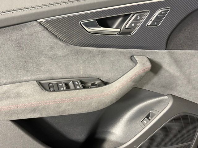 Used 2026 Audi RS Q8 performance AWD/4WD image 12