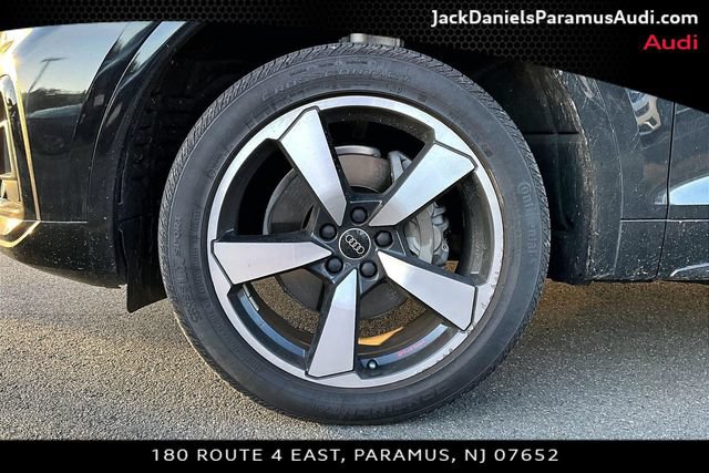 Used 2023 Audi Q5 2.0T Premium Plus w/ Premium Plus Package AWD/4WD image 8