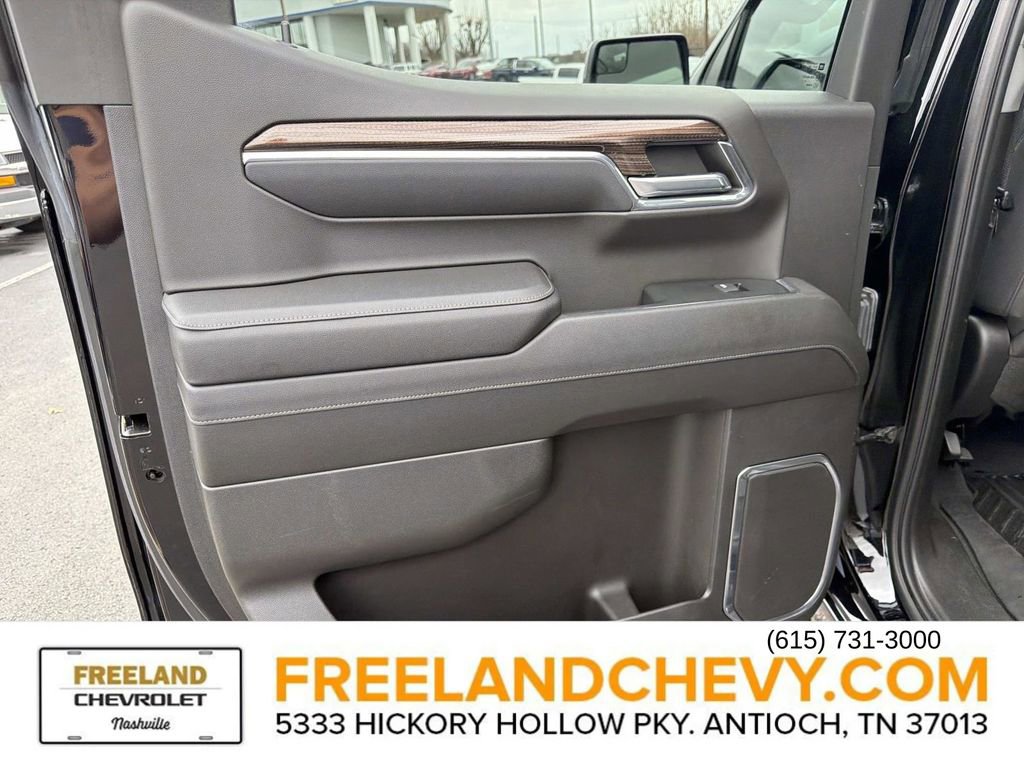 Used 2023 Chevrolet Silverado 1500 LT image 16