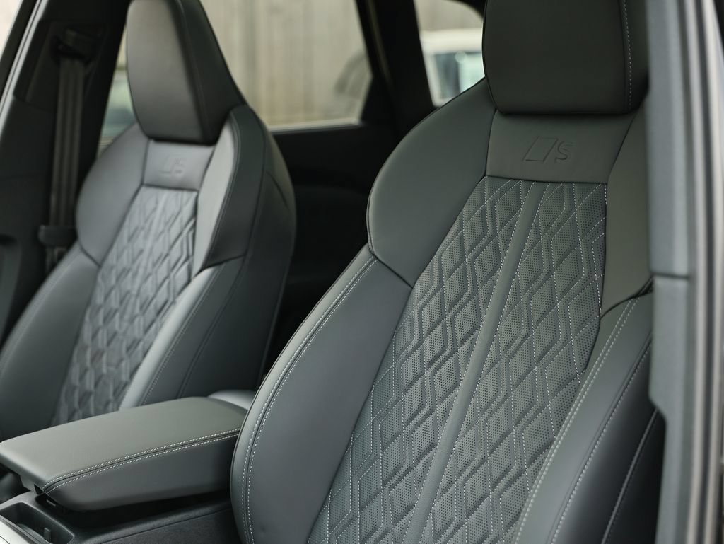 New 2026 Audi SQ5 Prestige AWD/4WD image 20