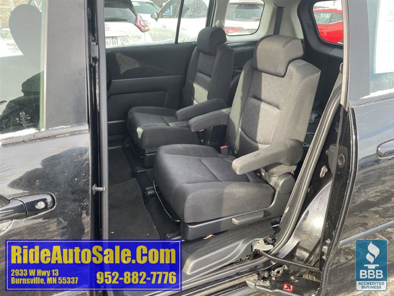 Used 2009 MAZDA MAZDA5 Sport image 12