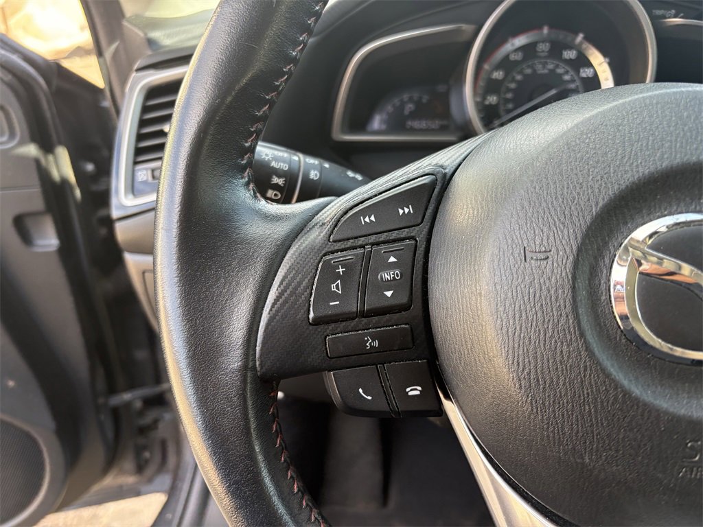 Used 2016 MAZDA MAZDA3 i Touring w/ Popular Equipment Package image 12