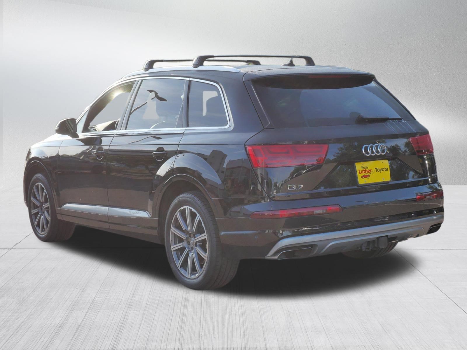Used 2019 Audi Q7 3.0T Premium Plus AWD/4WD image 5