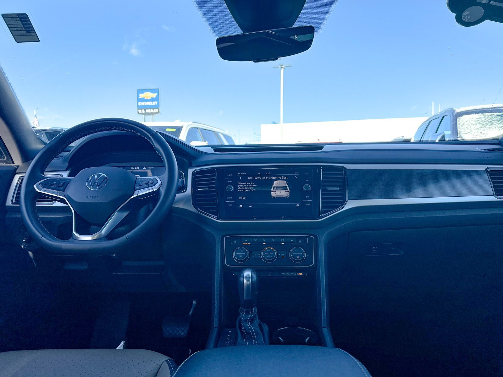 Used 2021 Volkswagen Atlas Cross Sport SEL image 26