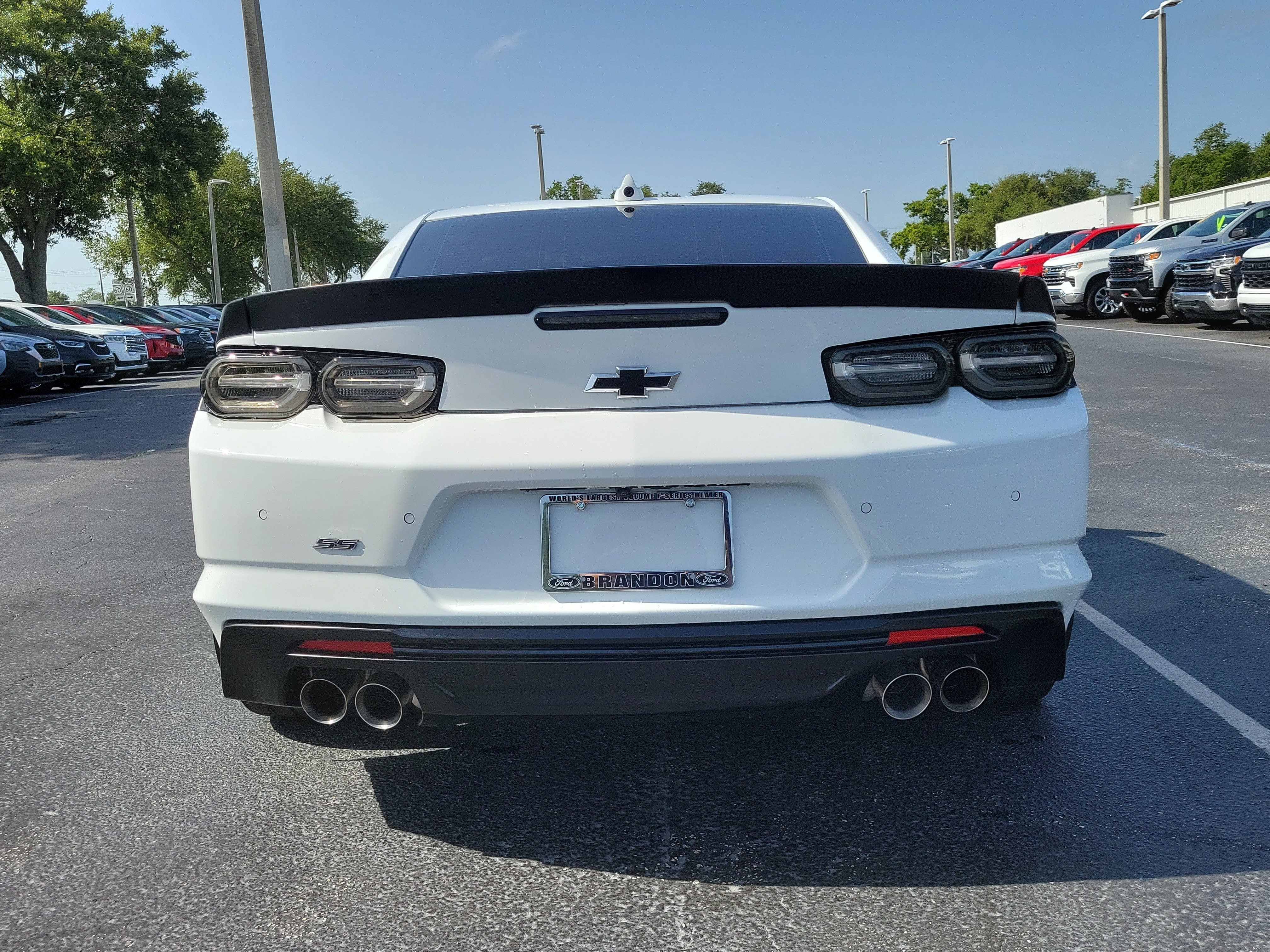 Used 2024 Chevrolet Camaro SS RWD image 8