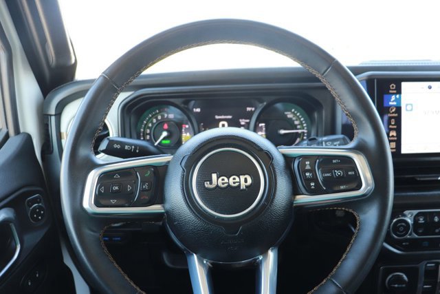 Used 2024 Jeep Wrangler Sahara image 20