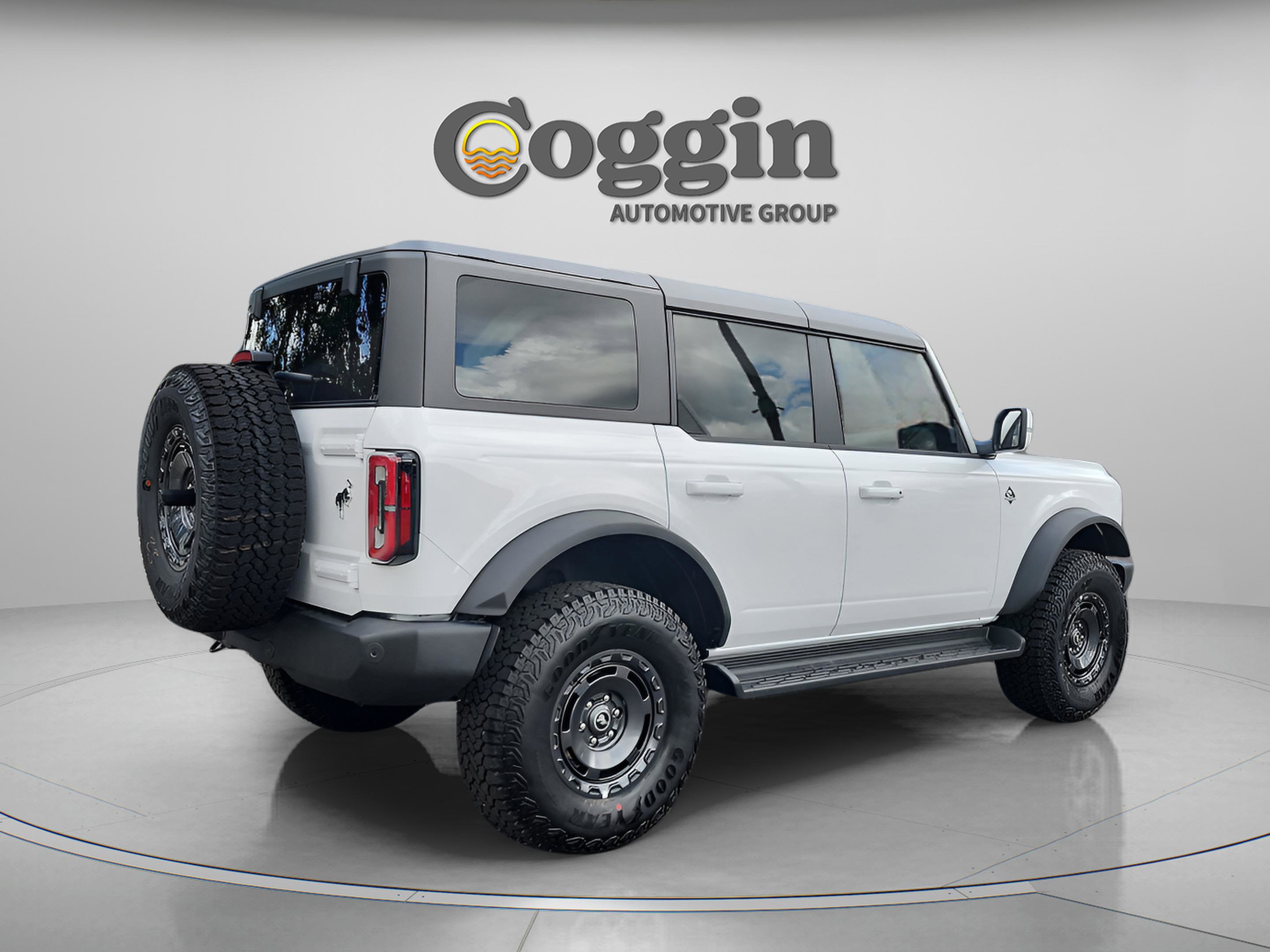 New 2025 Ford Bronco Outer Banks w/ Sasquatch Package image 5