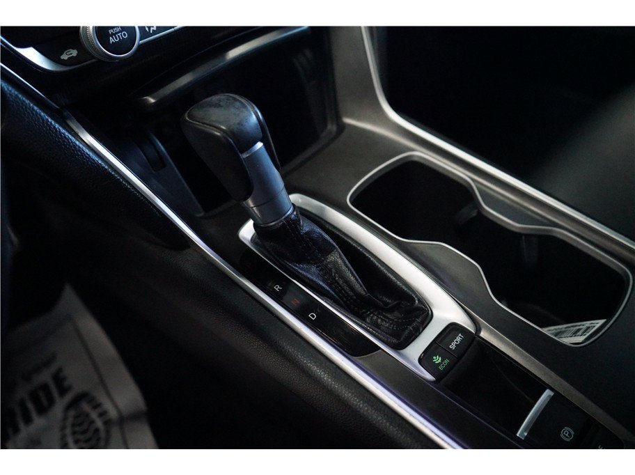 Used 2019 Honda Accord Sport image 18