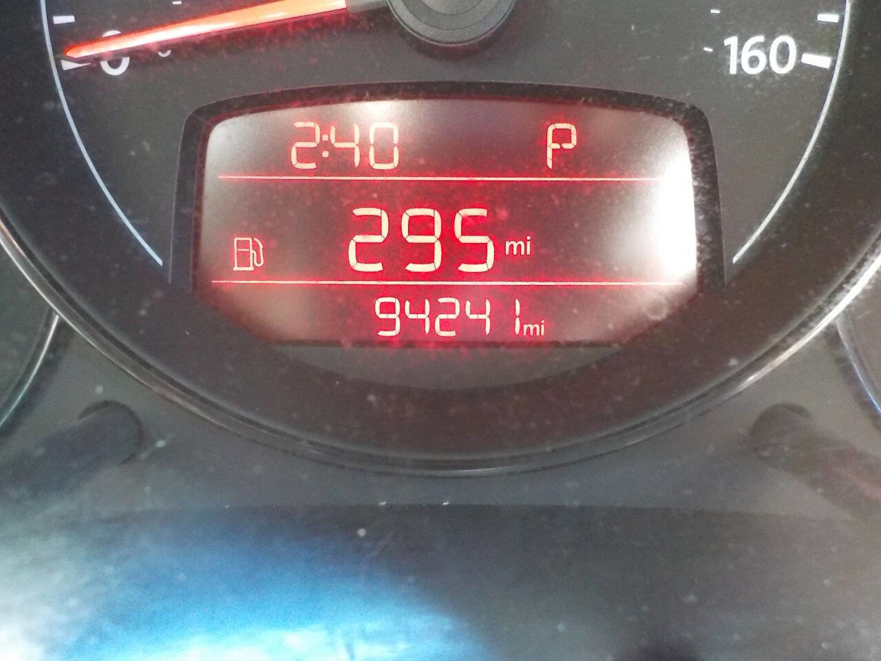 Used 2012 Volkswagen Beetle 2.5 image 9