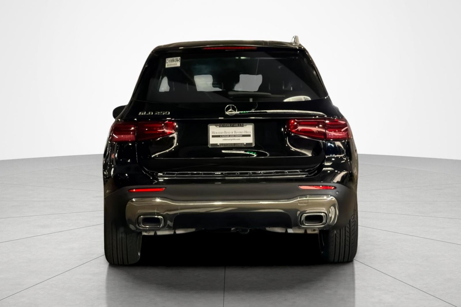 New 2026 Mercedes-Benz GLB 250 image 4